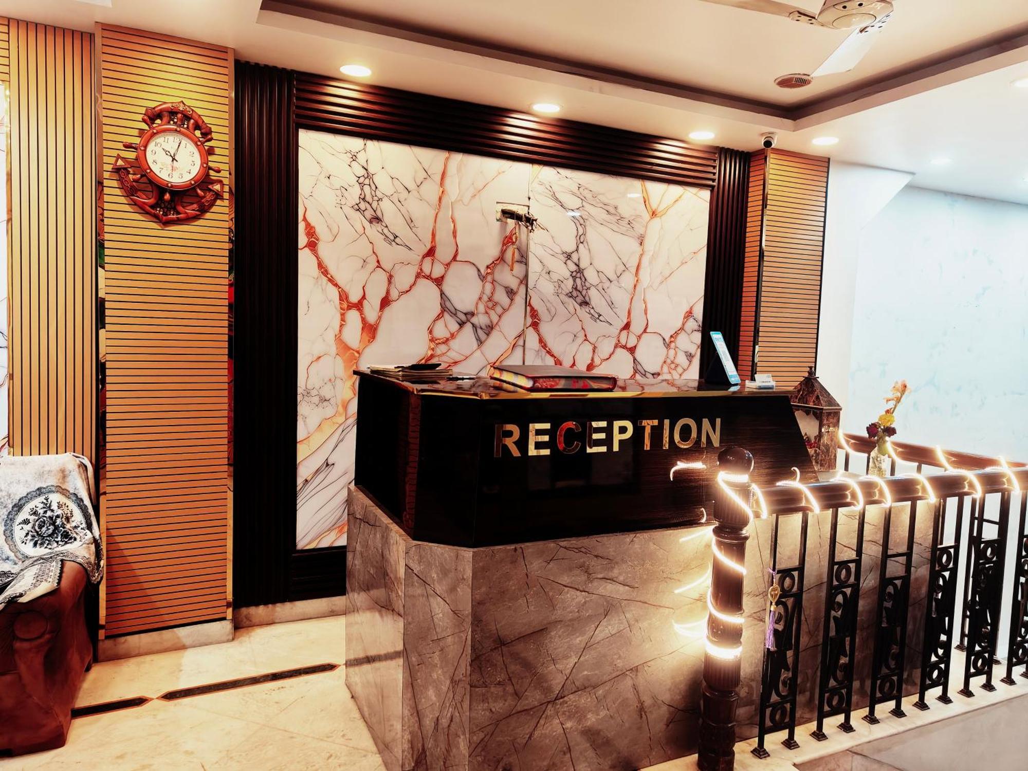 Hotel Delhi Aerocity Inn Nueva Delhi Exterior foto